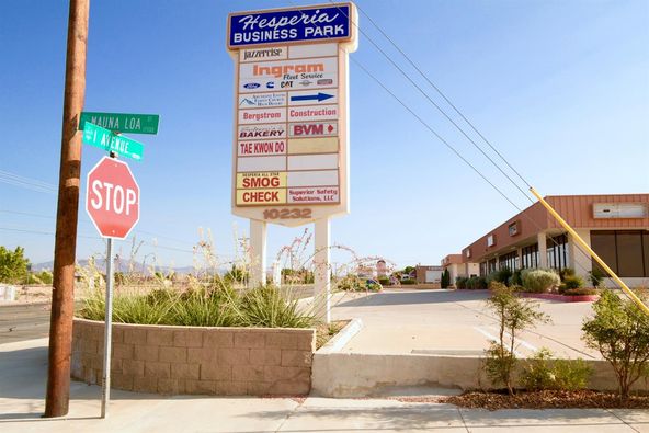 17455 Mauna Loa St, Hesperia, CA 92345